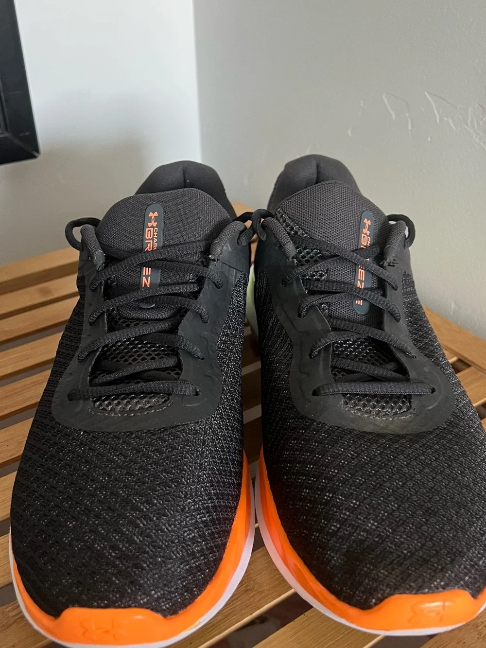 Under Armour UA Charged Breeze running shoes